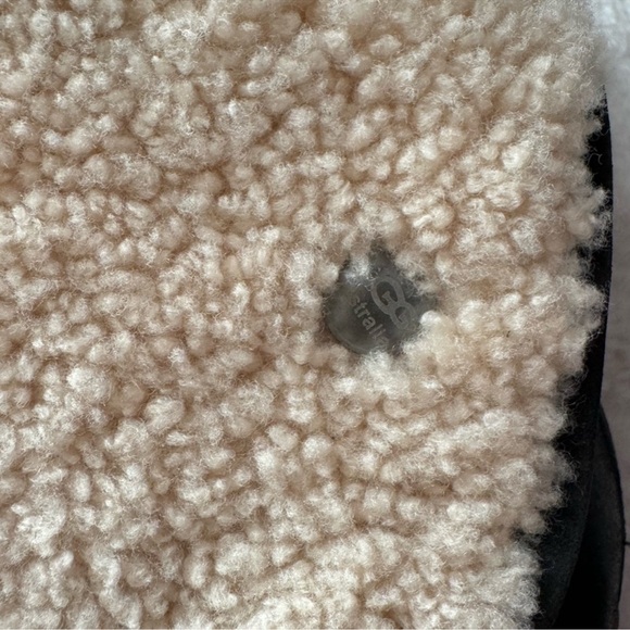 UGG Black Leather bootie, Layne, women's 8. Like new condition. - Picture 8 of 15